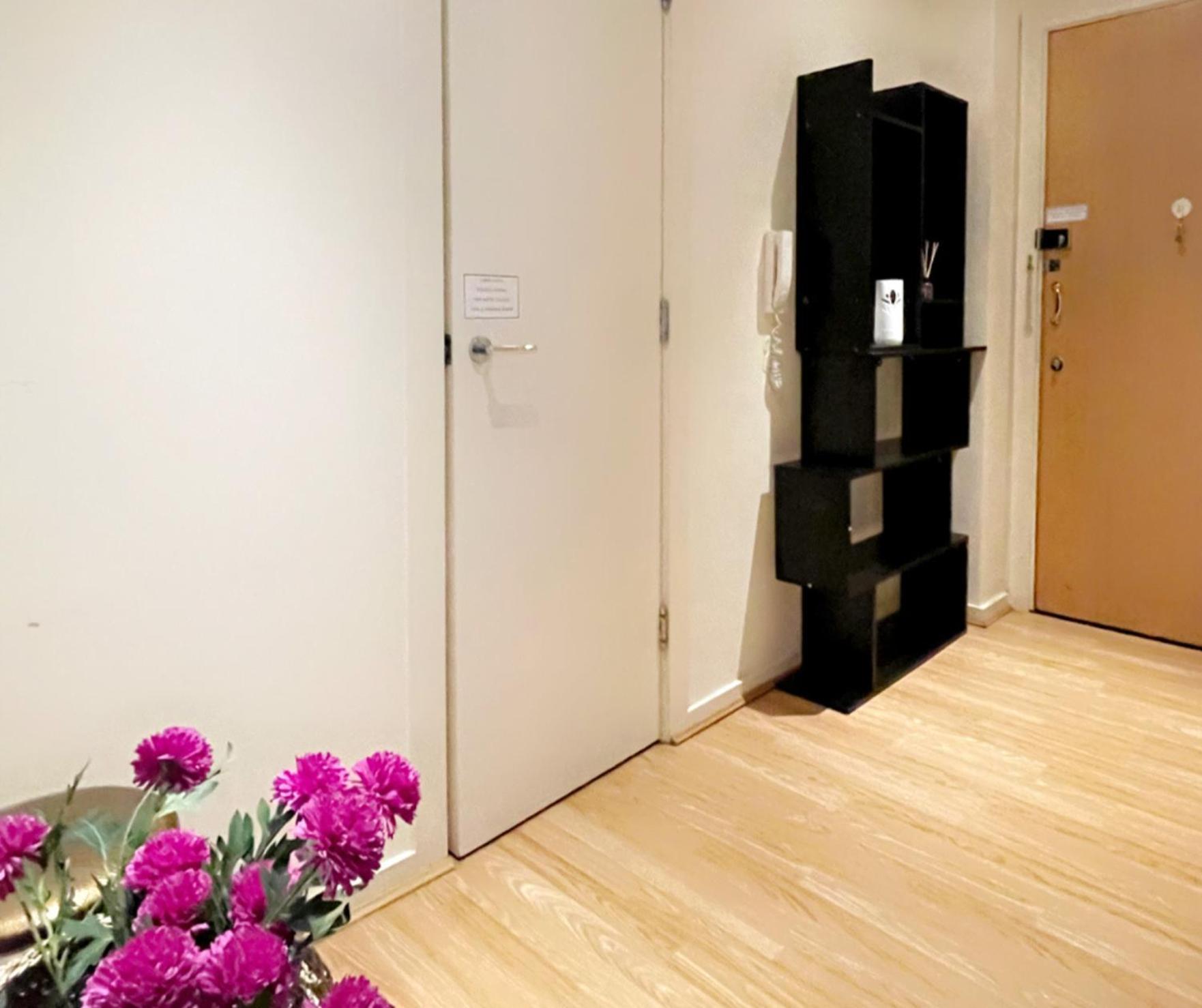 Misk Homes #2 Баркинг Экстерьер фото